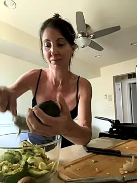 Snapshot of NurseStephania chatting on September 18, 3:47 pm NurseStephania online show from September 18, 3:47 pm