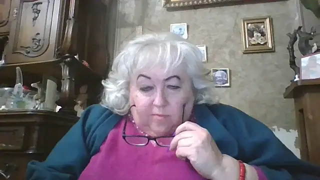 Snapshot of Lala-Love56 chatting on October 28, 7:16 pm Lala-Love56 online show from October 28, 7:16 pm