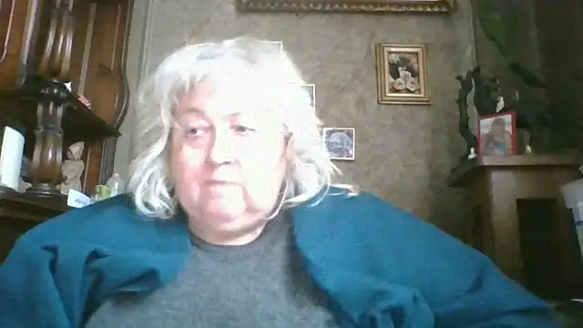 Snapshot of Lala-Love56 chatting on November 15, 10:01 am Lala-Love56 online show from November 15, 10:01 am