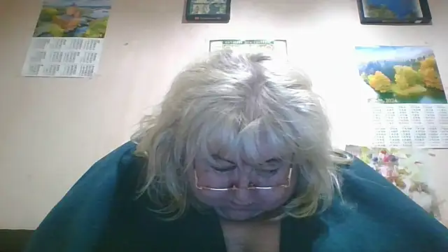 Snapshot of Lala-Love56 chatting on December 14, 11:31 pm Lala-Love56 online show from December 14, 11:31 pm