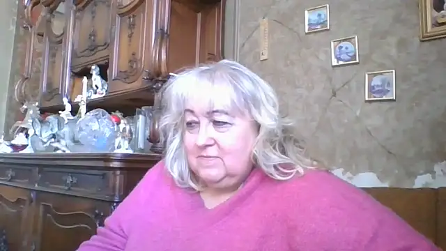 Snapshot of Lala-Love56 chatting on May 5, 12:46 pm Lala-Love56 online show from May 5, 12:46 pm
