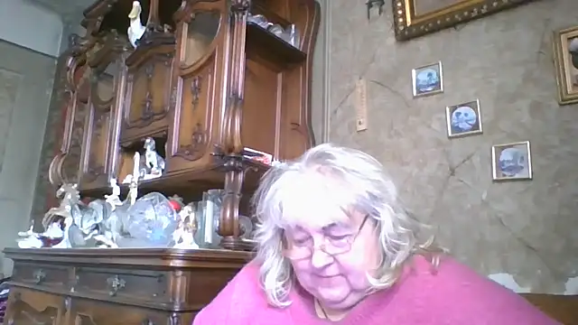 Snapshot of Lala-Love56 chatting on May 8, 1:16 pm Lala-Love56 online show from May 8, 1:16 pm