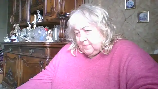 Snapshot of Lala-Love56 chatting on May 9, 5:01 am Lala-Love56 online show from May 9, 5:01 am