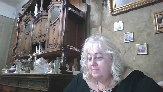 Snapshot of Lala-Love56 chatting on May 12, 5:54 pm Lala-Love56 online show from May 12, 5:54 pm