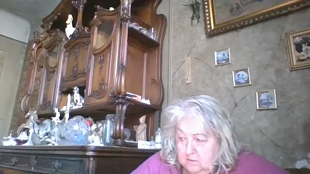 Snapshot of Lala-Love56 chatting on May 14, 4:14 pm Lala-Love56 online show from May 14, 4:14 pm