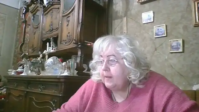 Snapshot of Lala-Love56 chatting on May 18, 8:36 pm Lala-Love56 online show from May 18, 8:36 pm
