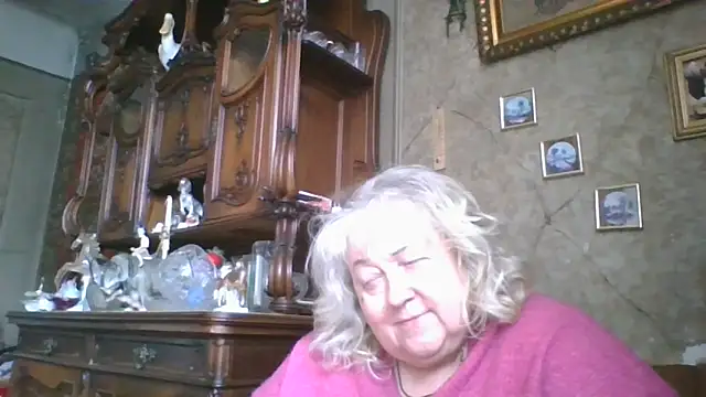 Snapshot of Lala-Love56 chatting on May 21, 5:58 am Lala-Love56 online show from May 21, 5:58 am