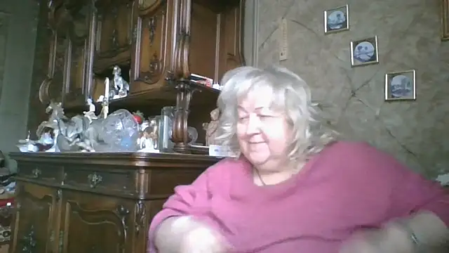 Snapshot of Lala-Love56 chatting on May 22, 6:20 am Lala-Love56 online show from May 22, 6:20 am