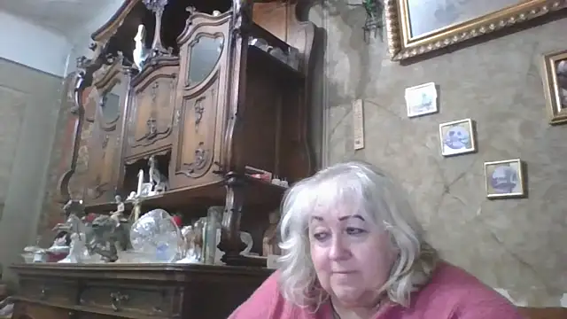 Snapshot of Lala-Love56 chatting on May 22, 7:08 pm Lala-Love56 online show from May 22, 7:08 pm