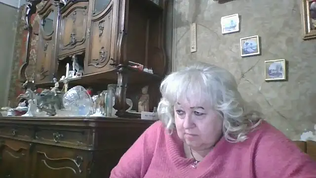 Snapshot of Lala-Love56 chatting on May 25, 6:14 pm Lala-Love56 online show from May 25, 6:14 pm