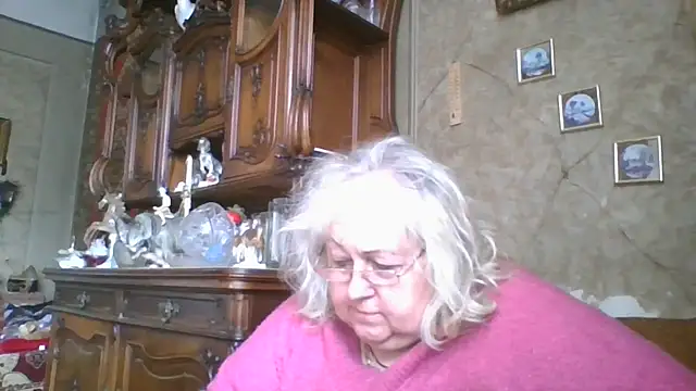 Snapshot of Lala-Love56 chatting on June 5, 2:56 pm Lala-Love56 online show from June 5, 2:56 pm