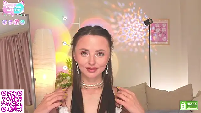 OliviaKis  online show from July 19, 8:07 am
