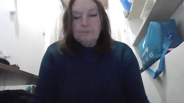 AnnaLive570 online show from February 2, 5:50 am