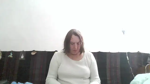 AnnaLive570 online show from April 27, 3:21 pm