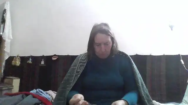 Snapshot of AnnaLive570 chatting on May 3, 2:28 am AnnaLive570 online show from May 3, 2:28 am