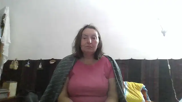 Snapshot of AnnaLive570 chatting on June 3, 2:25 am AnnaLive570 online show from June 3, 2:25 am