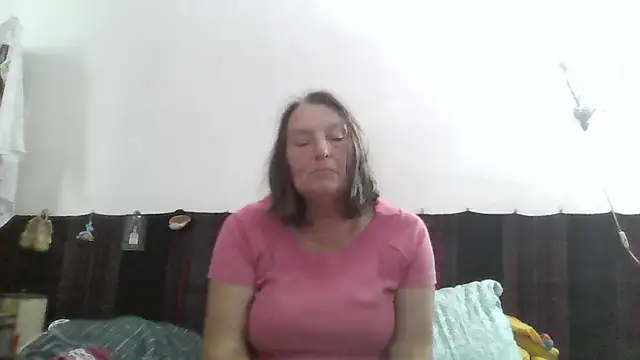 Snapshot of AnnaLive570 chatting on June 7, 11:14 am AnnaLive570 online show from June 7, 11:14 am
