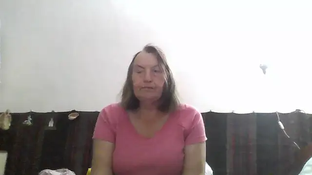 Snapshot of AnnaLive570 chatting on June 14, 2:57 am AnnaLive570 online show from June 14, 2:57 am