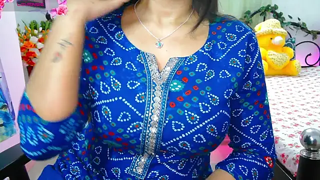 Snapshot of WildDimpi_0 chatting on October 12, 10:53 pm WildDimpi 0 online show from October 12, 10:53 pm