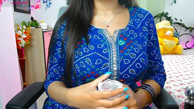 Snapshot of WildDimpi_0 chatting on October 31, 6:09 pm WildDimpi 0 online show from October 31, 6:09 pm