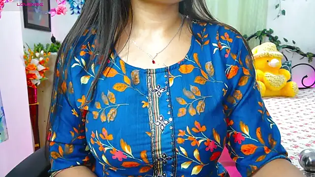 Snapshot of WildDimpi_0 chatting on November 4, 6:18 pm WildDimpi 0 online show from November 4, 6:18 pm