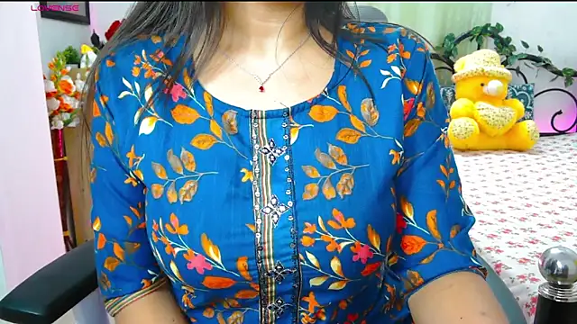 Snapshot of WildDimpi_0 chatting on November 14, 4:28 pm WildDimpi 0 online show from November 14, 4:28 pm