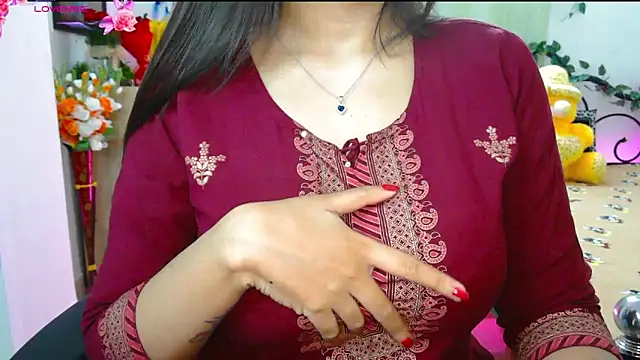 Snapshot of WildDimpi_0 chatting on December 2, 6:14 pm WildDimpi 0 online show from December 2, 6:14 pm