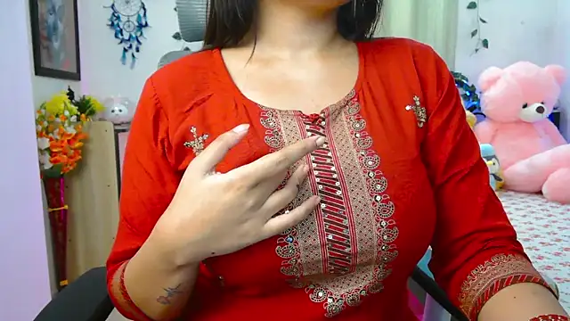 Snapshot of WildDimpi_0 chatting on May 7, 6:02 pm WildDimpi 0 online show from May 7, 6:02 pm