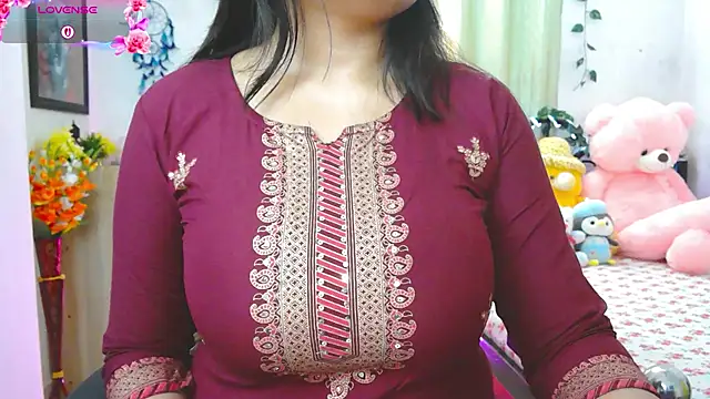 Snapshot of WildDimpi_0 chatting on May 13, 4:26 pm WildDimpi 0 online show from May 13, 4:26 pm