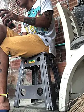 Snapshot of elpeluchenegroxxx3 chatting on March 8, 5:28 pm elpeluchenegroxxx3 online show from March 8, 5:28 pm