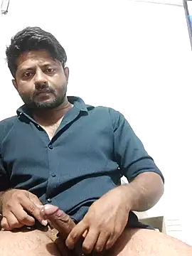 urhotboymeet online show from December 18, 5:19 pm