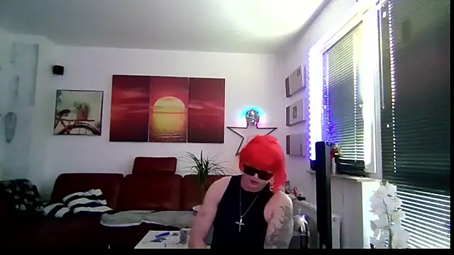 hellgirl1980 online show from April 24, 5:26 pm