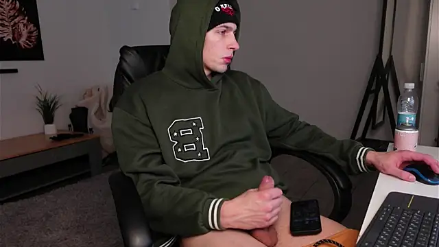 Ryan Dozer online show from December 18, 7:58 am