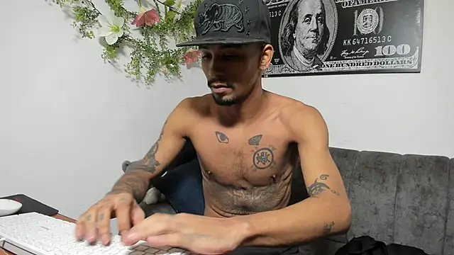 carl jhonson821 online show from November 8, 12:27 pm