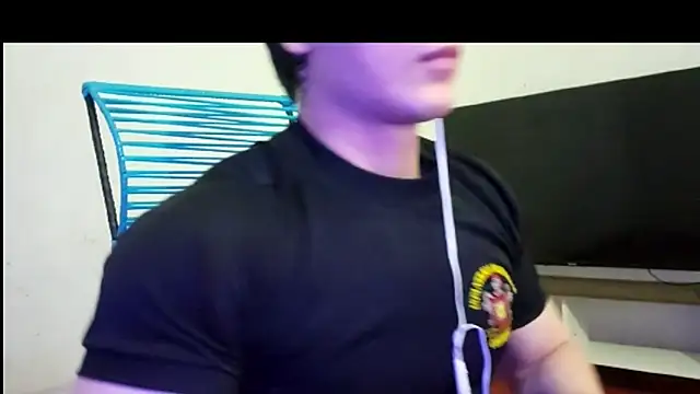 ErickWalton online show from December 5, 6:11 am