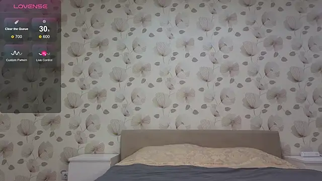 Annabel theMoon online show from October 7, 2:31 am