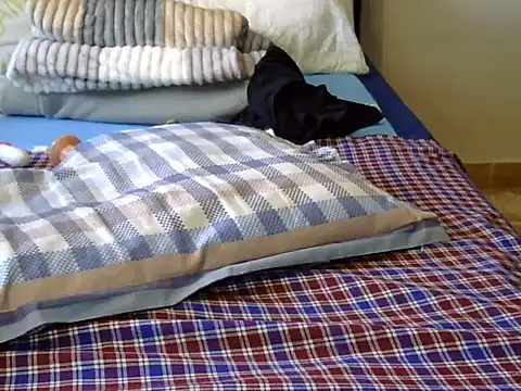 Snapshot of Playroom_queen chatting on November 9, 9:29 am Playroom queen online show from November 9, 9:29 am