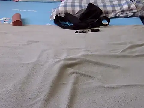 Snapshot of Playroom_queen chatting on February 3, 7:35 am Playroom queen online show from February 3, 7:35 am