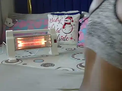 Snapshot of Playroom_queen chatting on March 5, 9:49 am Playroom queen online show from March 5, 9:49 am