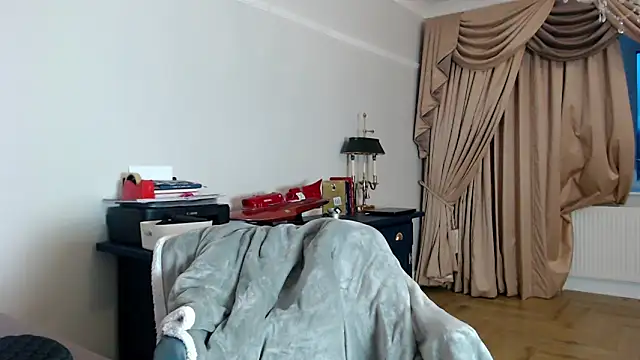 ashleyjaymes online show from February 20, 5:46 pm