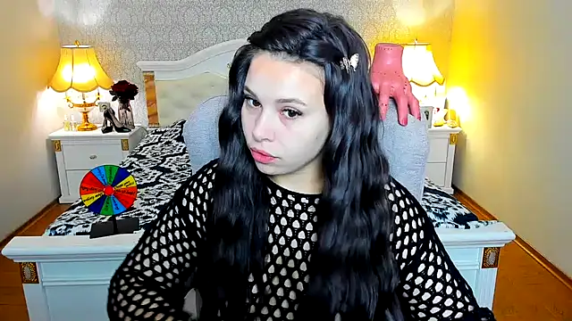 Snapshot of OmniaSher chatting on November 24, 10:04 am OmniaSher online show from November 24, 10:04 am