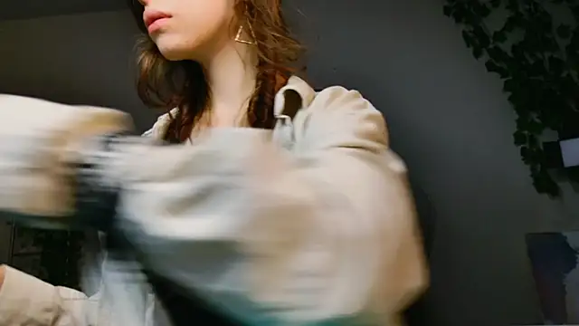 Yoka paradoXXX online show from November 9, 5:06 am