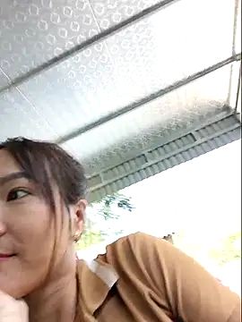 Yumyum kiw online show from November 6, 3:07 am