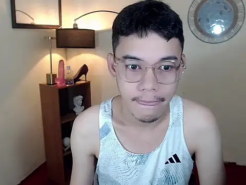 keirflorianxx online show from September 25, 7:23 am