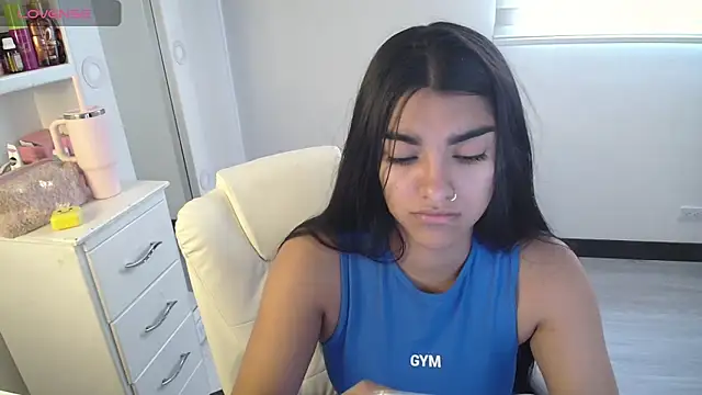 amarasilk  online show from February 27, 6:41 pm