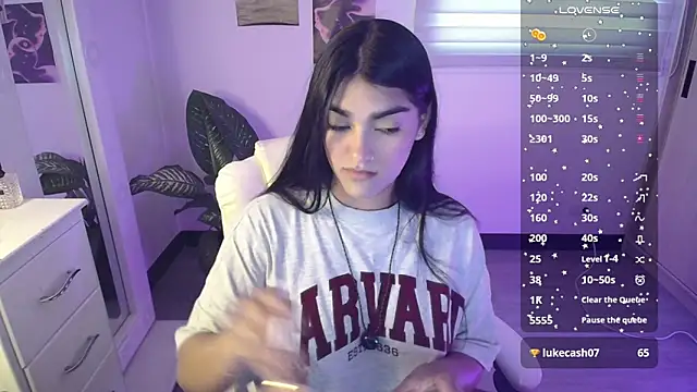 Snapshot of amarasilk_ chatting on June 30, 10:33 pm amarasilk online show from June 30, 10:33 pm