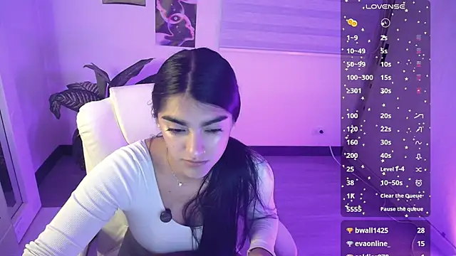 Snapshot of amarasilk_ chatting on July 25, 12:31 am amarasilk online show from July 25, 12:31 am