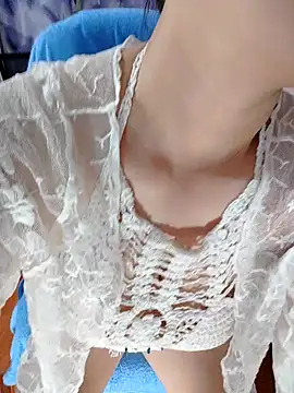 LadyMaiMai online show from November 29, 7:00 am