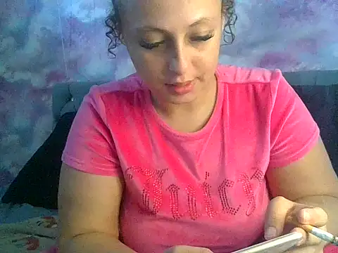 Snapshot of Welsh_Maya19X chatting on October 11, 11:20 am Welsh Maya19X online show from October 11, 11:20 am