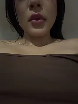 Dafne Hillss online show from July 31, 1:49 am